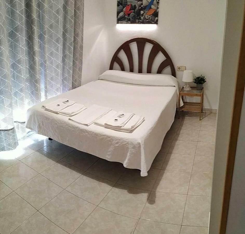 Double Room,894219106:JPEG